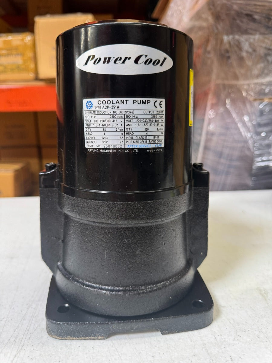 A-Ryung Coolant Pump ACP-251A, self-suction pump for general machines with compact design for easy installation. Main image